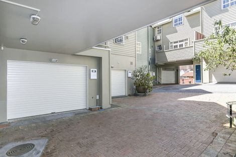 Photo of property in 9 Murphy Street, Thorndon, Wellington, 6011