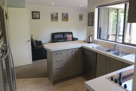 Photo of property in 40 Leafield Crescent, Henderson, Auckland, 0612