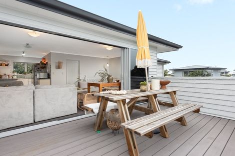 Photo of property in 49d Valley Road, Mount Maunganui, 3116