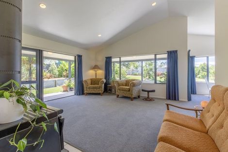 Photo of property in 6 Albert Street, Waipukurau, 4200