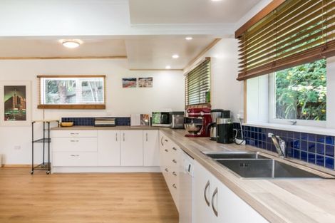 Photo of property in 57b Napier Terrace, Hospital Hill, Napier, 4110