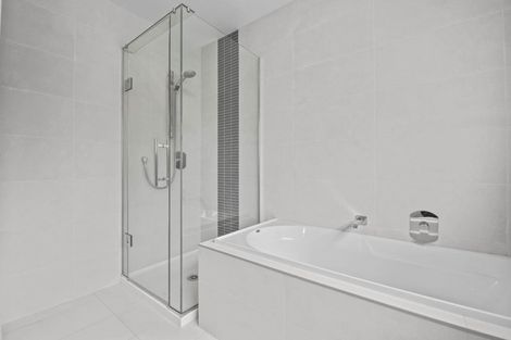 Photo of property in 114 Fairview Avenue, Fairview Heights, Auckland, 0632