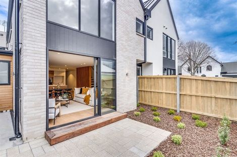 Photo of property in 23 Shearer Avenue, Papanui, Christchurch, 8052
