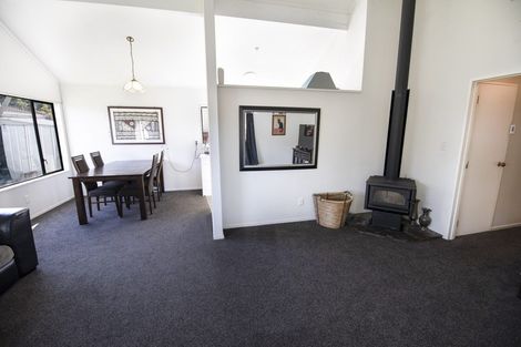 Photo of property in 52 Spriggs Crescent, Greenmeadows, Napier, 4112