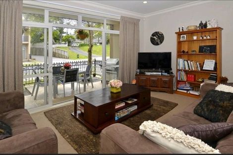 Photo of property in 16/126 Stancombe Road, Flat Bush, Auckland, 2016