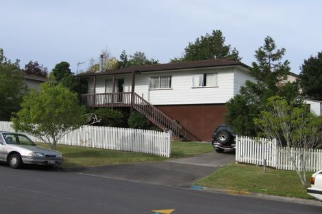 Photo of property in 7 Trengove Place, West Harbour, Auckland, 0618