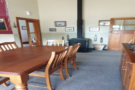 Photo of property in 8 Campbell Drive, Martinborough, 5711