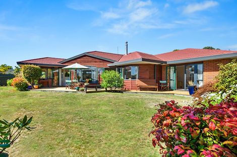 Photo of property in 7b Rimu Street, Strandon, New Plymouth, 4312
