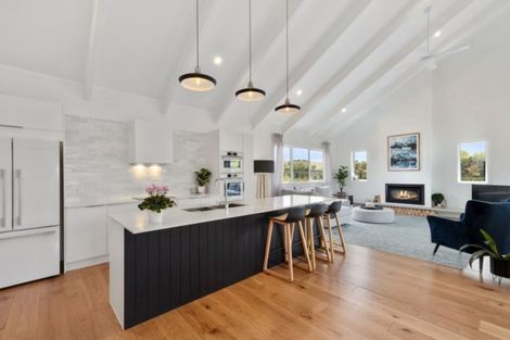 Photo of property in 10 Valley Road, Waitoki, Kaukapakapa, 0871