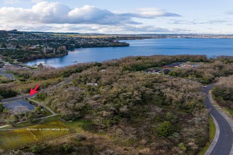 Photo of property in 10 Parawera Drive, Acacia Bay, Taupo, 3330
