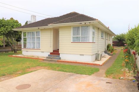 Photo of property in 2 Mervan Street, Mangere East, Auckland, 2024