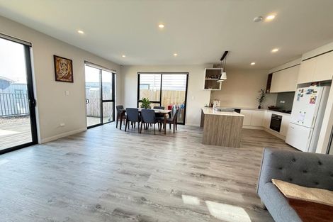 Photo of property in 16 Kapehu Road, Silverdale, 0932