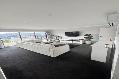 Photo of property in 6a Lindis Lane, Kelson, Lower Hutt, 5010