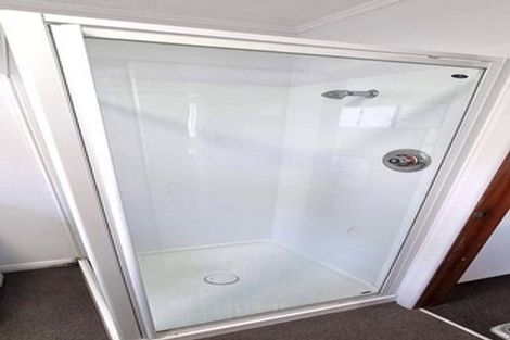 Photo of property in 48 Randwick Road, Northland, Wellington, 6012