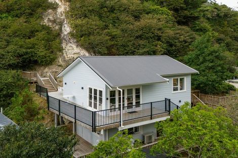 Photo of property in 157 Shakespeare Road, Bluff Hill, Napier, 4110