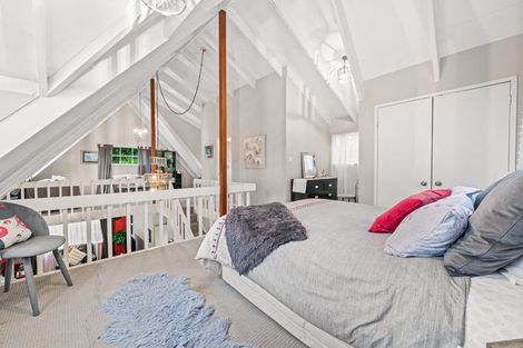 Photo of property in 52a Rua Road, Glen Eden, Auckland, 0602