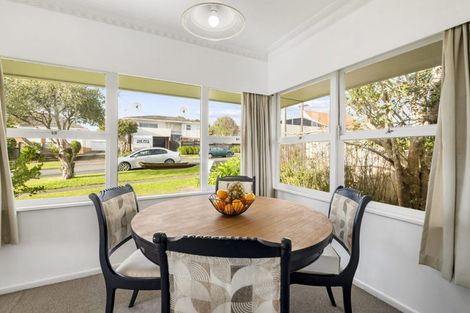 Photo of property in 1/6 Stone Street, Hauraki, Auckland, 0622