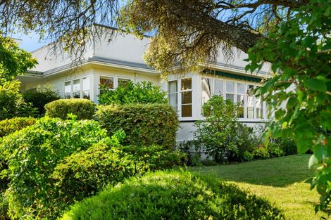 Photo of property in 11 Coleman Terrace, Hospital Hill, Napier, 4110