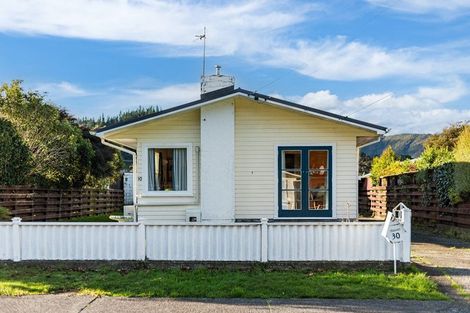 Photo of property in 30 Karamu Crescent, Wainuiomata, Lower Hutt, 5014