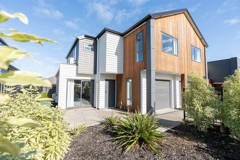 Photo of property in 10/15 Onukutara Place, Huntington, Hamilton, 3281