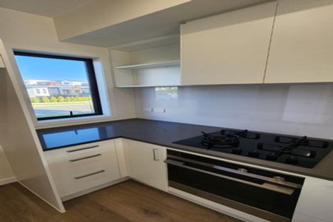 Photo of property in 7 Pukanui Avenue, Totara Park, Auckland, 2019