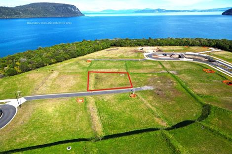 Photo of property in 12 Broadleaf Way, Kinloch, 3377