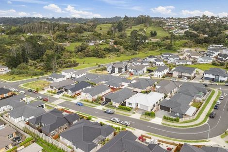 Photo of property in 3 Tararua Street, Massey, Auckland, 0614