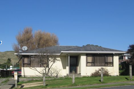Photo of property in 112 Warspite Avenue, Cannons Creek, Porirua, 5024
