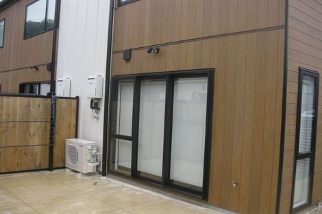 Photo of property in 8 Raeble Walkington Lane, Wallaceville, Upper Hutt, 5018