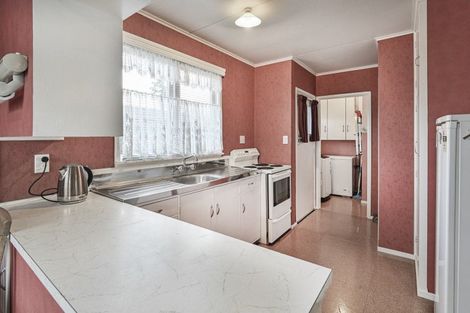 Photo of property in 82 Folkestone Drive, Flaxmere, Hastings, 4120