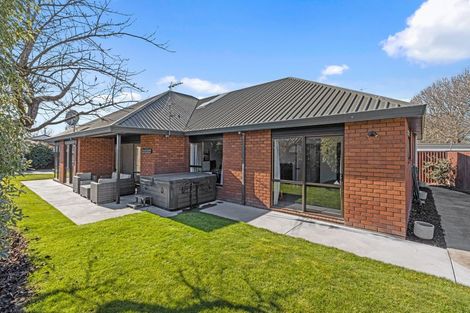 Photo of property in 78 Regency Crescent, Redwood, Christchurch, 8051