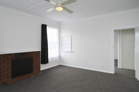 Photo of property in 18 Swinburn Street, Dannevirke, 4930