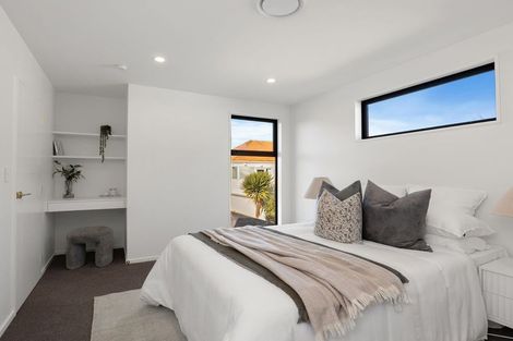 Photo of property in 2/142 Main Road North, Papanui, 8052