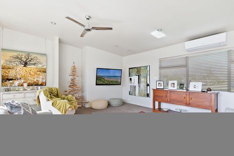 Photo of property in 10b Longboard Drive, Waihi Beach, 3611