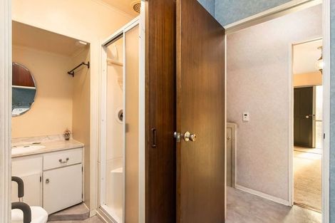 Photo of property in 2/427 Memorial Avenue, Burnside, Christchurch, 8053