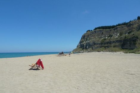 Photo of property in 623 Waipatiki Road, Tangoio, Napier, 4181