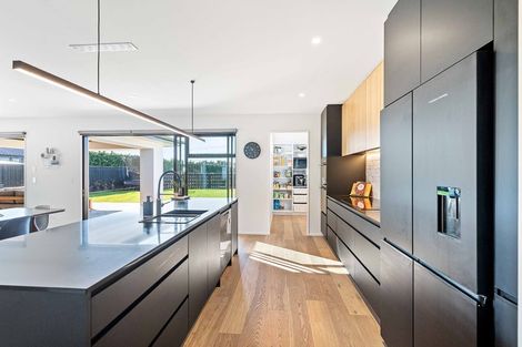 Photo of property in 19 Frank Ernest Crescent, Prebbleton, 7676