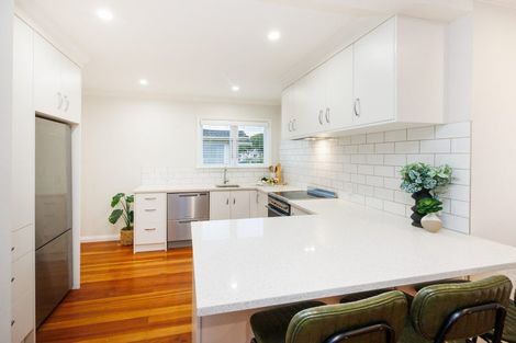 Photo of property in 7 Stirling Crescent, Hokowhitu, Palmerston North, 4410