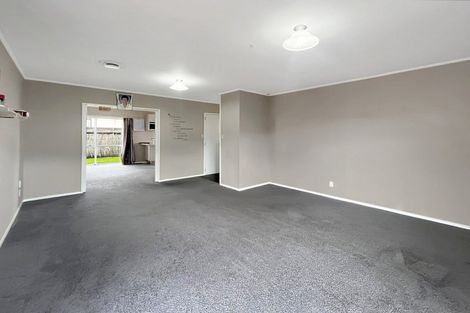 Photo of property in 15 Peppertree Glade, Kelvin Grove, Palmerston North, 4414