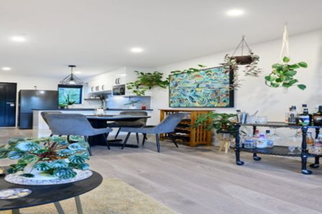 Photo of property in 15/115 Swanson Road, Henderson, Auckland, 0610