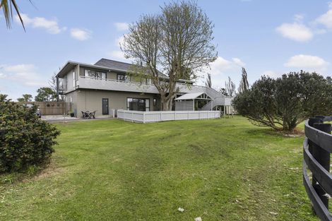 Photo of property in 48 Parkhurst Road, Helensville, 0874