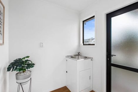 Photo of property in 96 Hillside Road, Mount Wellington, Auckland, 1062
