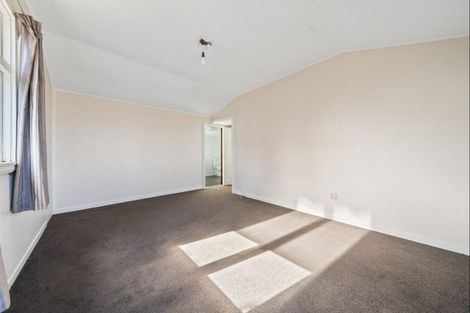 Photo of property in 50a Woodleigh Street, Frankleigh Park, New Plymouth, 4310