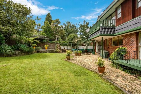 Photo of property in 9 Langstone Place, Chatswood, Auckland, 0626