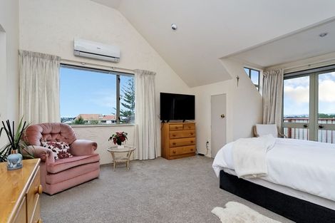 Photo of property in 79 Royal Road, Massey, Auckland, 0614