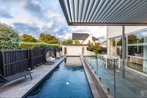 Photo of property in 20 Queens Avenue, Merivale, Christchurch, 8014