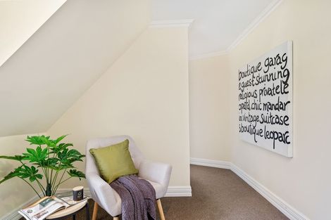 Photo of property in 24 Saunders Close, Whitby, Porirua, 5024