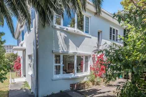 Photo of property in 2/319 The Terrace, Te Aro, Wellington, 6011