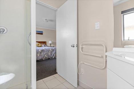 Photo of property in 202 Frimley Oaks, Frimley, Hastings, 4120