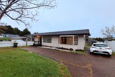 Photo of property in 33 Everglade Drive, Goodwood Heights, Auckland, 2105